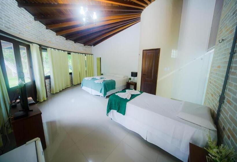 اتاق استاندارد چهارنفره با بالکن, Pousada Toca Dos Aventureiros