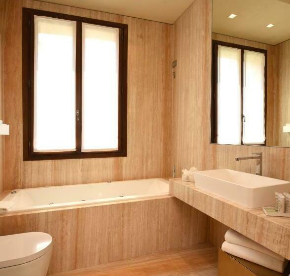 سوییت, Santa Croce Boutique