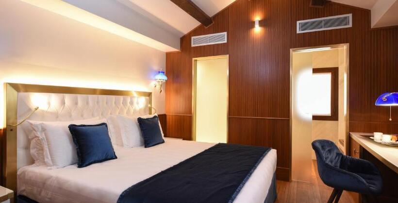 سوییت جونیور, Santa Croce Boutique