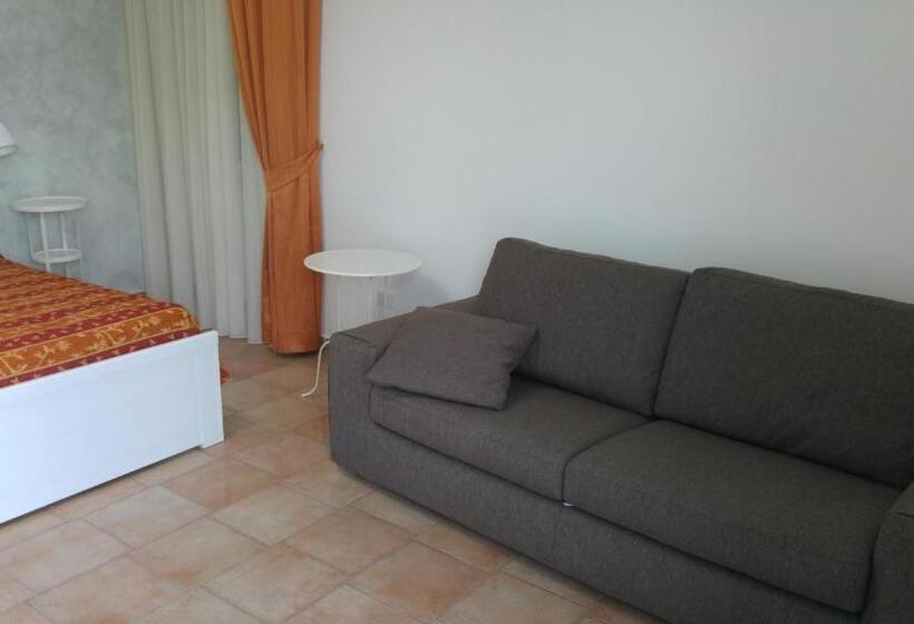 غرفة عائلية, Relais Il Giardino Fra Gli Ulivi