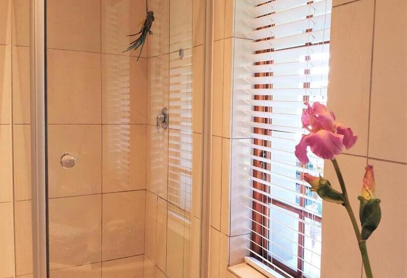 חדר קלאסי, Sorgvry   House Of Guests