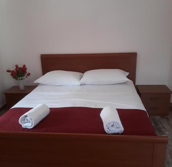 带共用浴室的标准房间, Venice Holiday