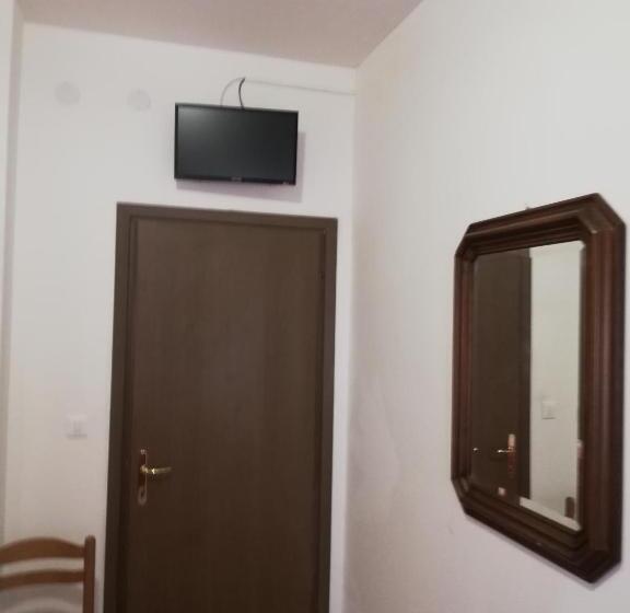 Номер Стандарт Индивидуальный Совместная Ванная, Venice Holiday