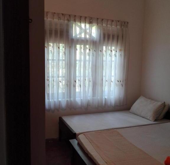 اتاق استاندارد با سرویس بهداشتی مشترک, Weligama Villa South