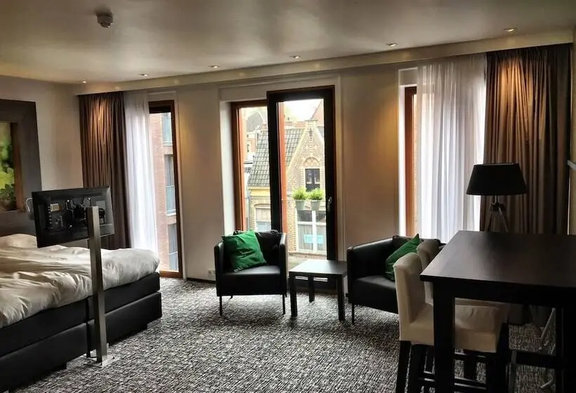 デラックスルーム, Apart! Food & Drinks Apartments