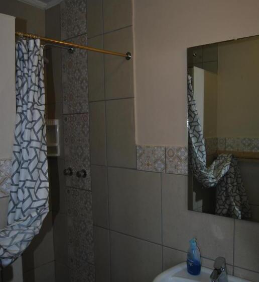 خانه 2 خوابه, 15 Witpeer Street Guesthouse