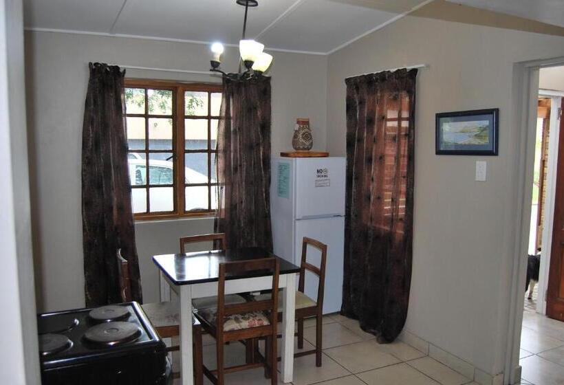 خانه 2 خوابه, 15 Witpeer Street Guesthouse