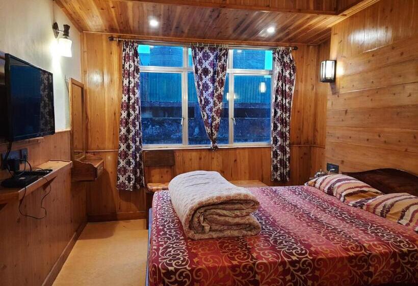 Номер Deluxe, Golden Orchid