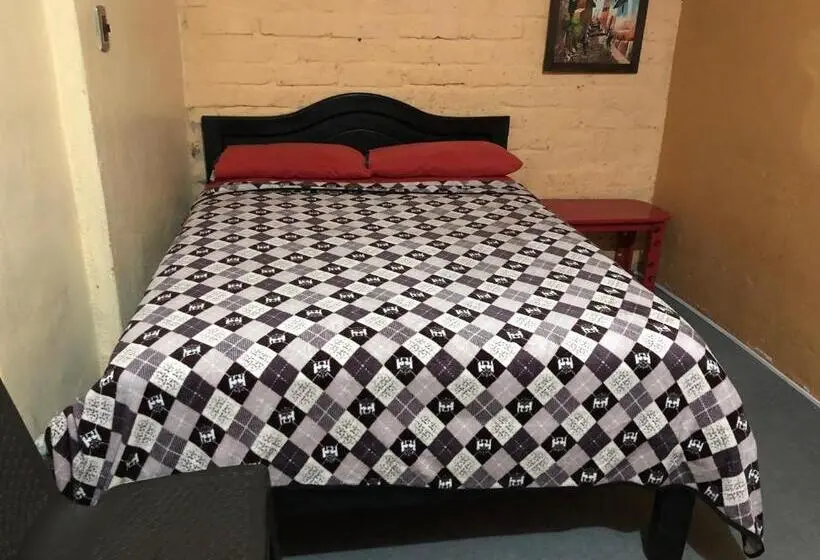 اتاق استاندارد با سرویس بهداشتی مشترک, Hostal Pachamama Lodge