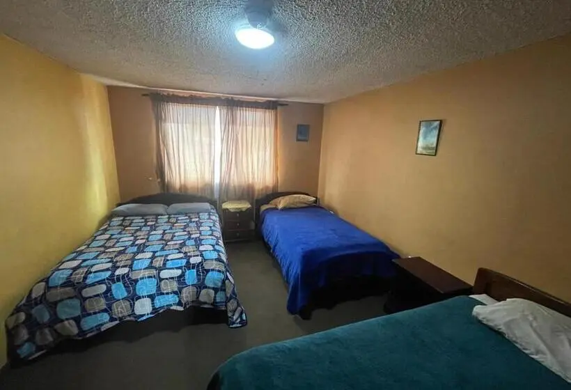 اتاق استاندارد چهارنفره با سرویس بهداشتی مشترک, Hostal Pachamama Lodge