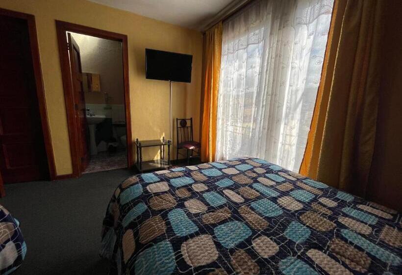 غرفة قياسية ثلاثية, Hostal Pachamama Lodge