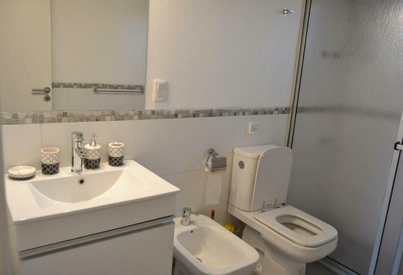 스탠다드 방갈로, Las Candelas