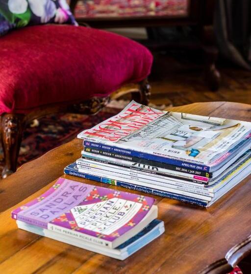 套房, Skyview Manor