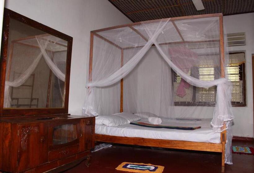 חדר סטנדרט לשלושה, Abberny Villa