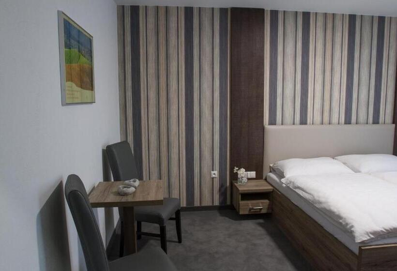 带大床的标准间, Guest House Frizzante