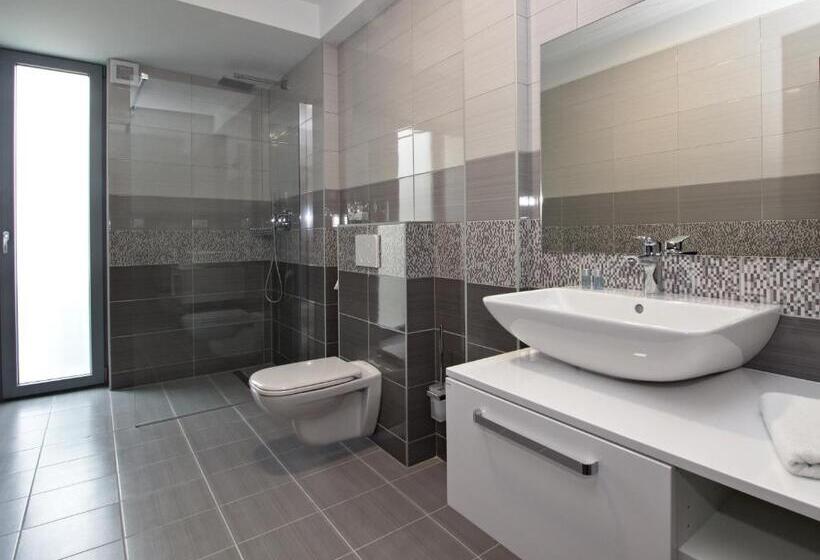 带大床的标准间, Guest House Frizzante