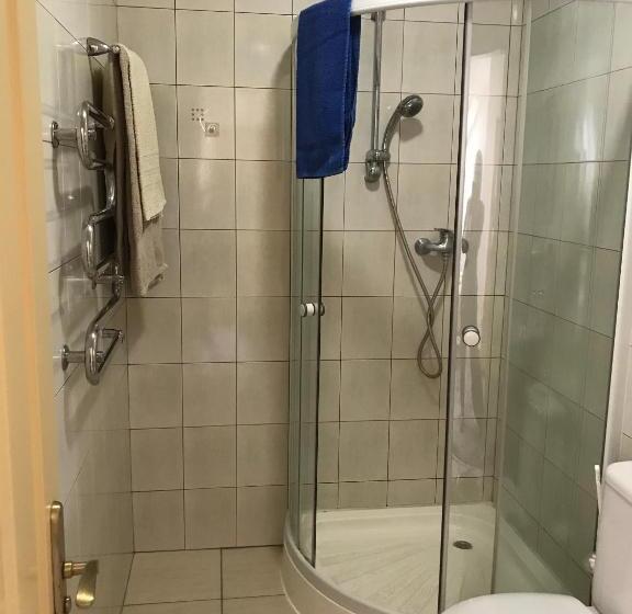 اتاق استاندارد چهار تخته, Keta