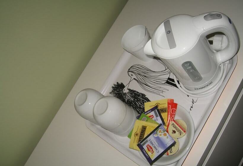 Номер Стандарт, Rectoversovv