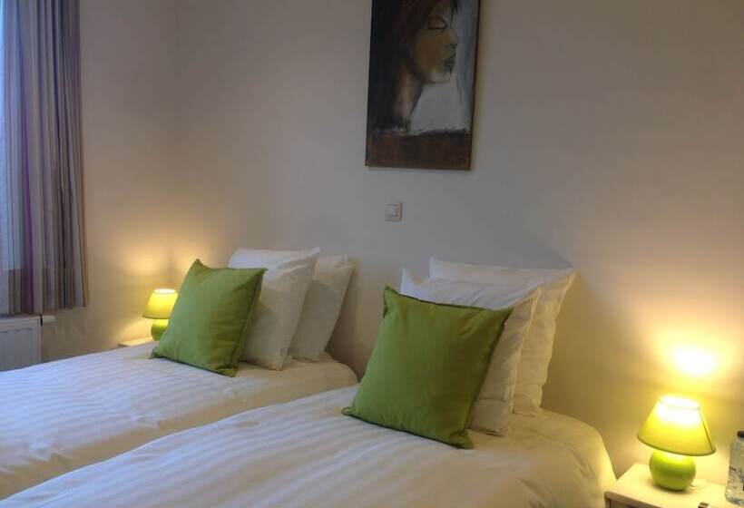 Номер Стандарт, Rectoversovv