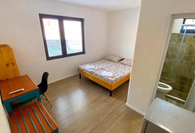 اتاق استاندارد, Villa Megdani