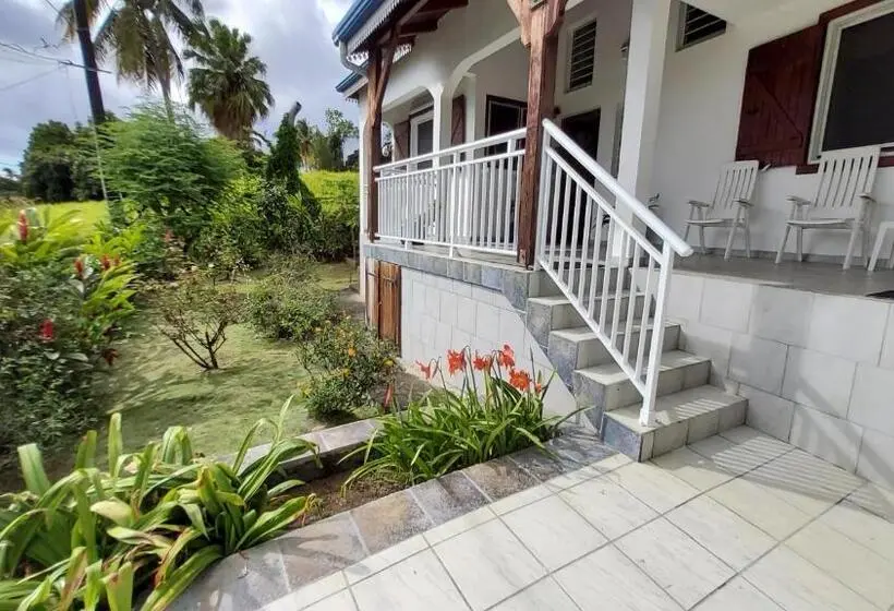 آپارتمان 1 خوابه با چشم‌انداز دریا, Appartement Les Bougainvilliers Vue Mer