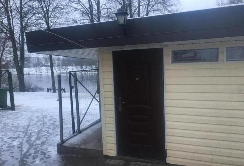 کلبه ییلاقی, Pirtis Prie Neries Jonava