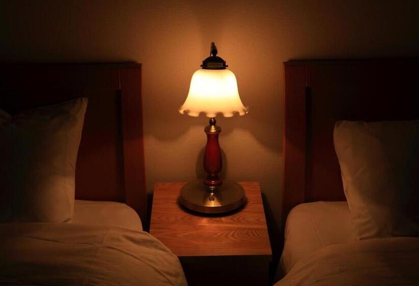 اتاق استاندارد با سرویس بهداشتی مشترک, Yabukiso