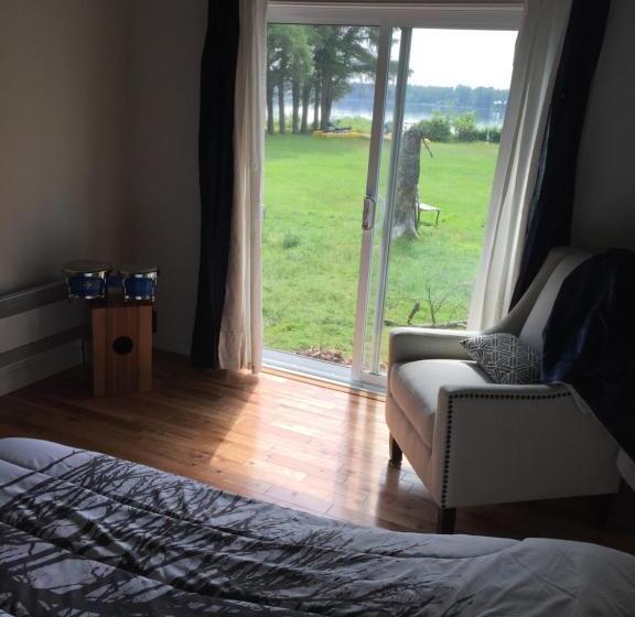 בקתת חדר, Havre Du Lac à La Tortue