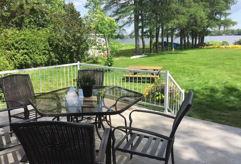 בקתת חדר, Havre Du Lac à La Tortue