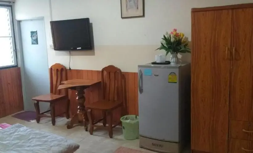 اتاق استاندارد, Tanyahouse
