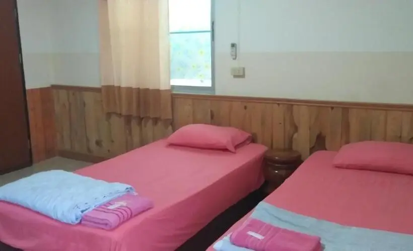 اتاق استاندارد, Tanyahouse