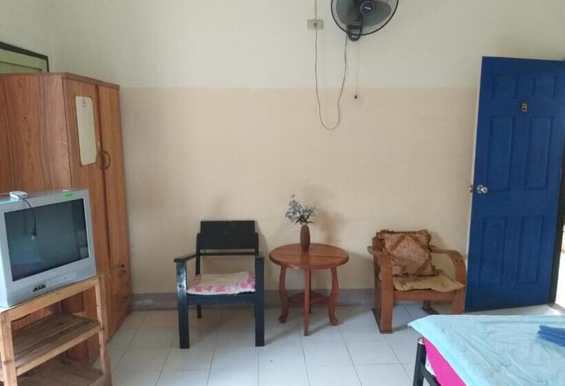 اتاق استاندارد یک نفره, Tanyahouse