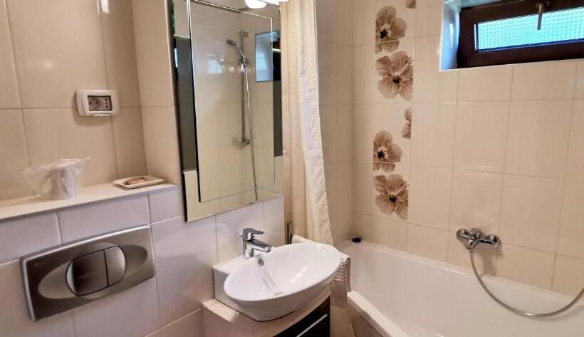 침실 1개 아파트, Pensiunea Nimbus