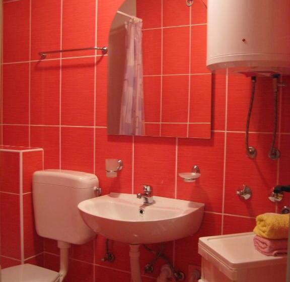 آپارتمان 1 خوابه با چشم‌انداز, Apartments And Rooms Minex