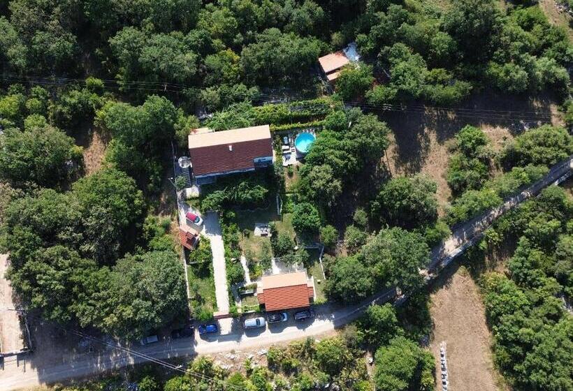 آپارتمان 1 خوابه با چشم‌انداز, Apartments And Rooms Minex