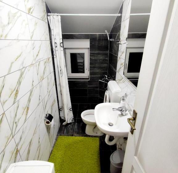 اتاق استاندارد, Apartments And Rooms Minex