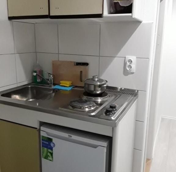 آپارتمان لوکس 1 خوابه, Apartments And Rooms Minex