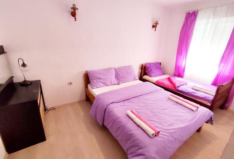 اتاق راحتی سه تخته, Apartments And Rooms Minex