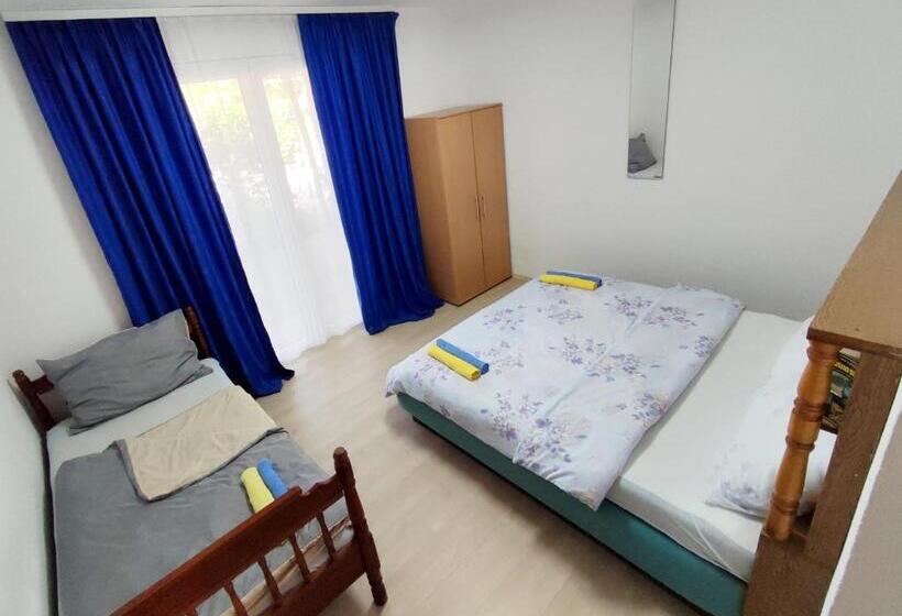 اتاق راحتی سه تخته, Apartments And Rooms Minex