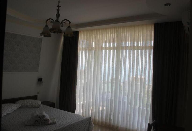 Triple Room Sea View, Badu Guest House