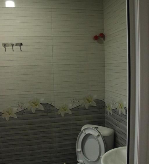 اتاق استاندارد چهار تخته با چشمانداز دریا, Badu Guest House