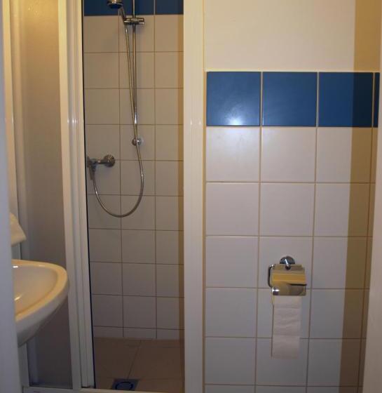 חדר סטנדרט יחיד, Ciszterci Szállás Pécs