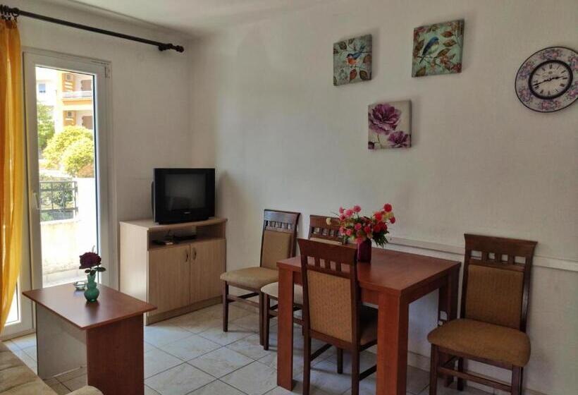 آپارتمان 2 خوابه, Apartments Gvozdenović