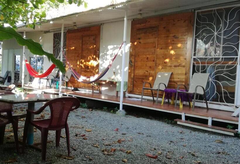 בקתה, Casitas La Playa