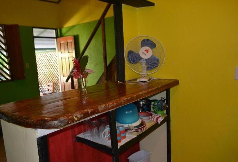 דירת חדר, Casitas La Playa