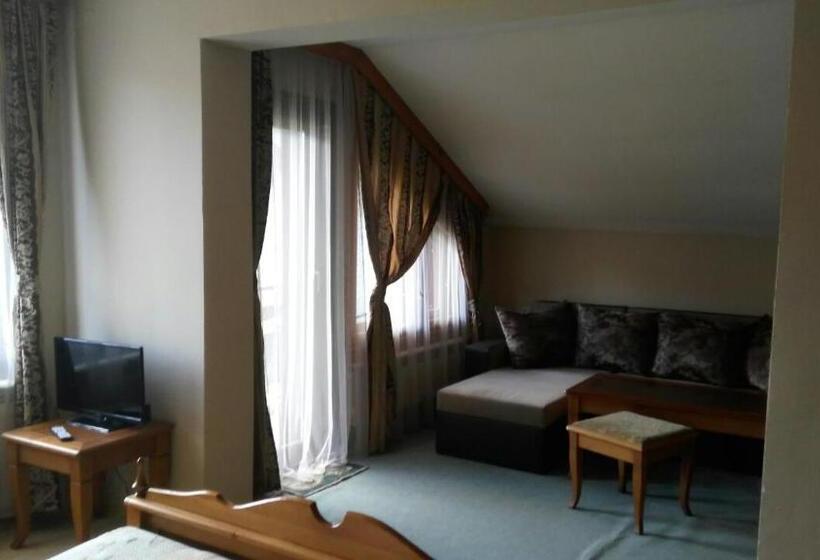 شقة غرفة واحدة, Guest House Raffe