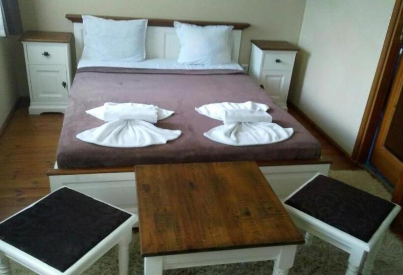 بنجلو قياسى, Guest House Raffe