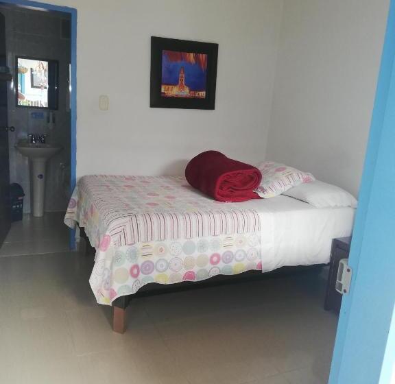 اتاق استاندارد سه نفره, Hostal Bosque De Niebla