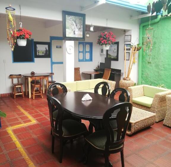 デラックスルーム, Hostal Bosque De Niebla