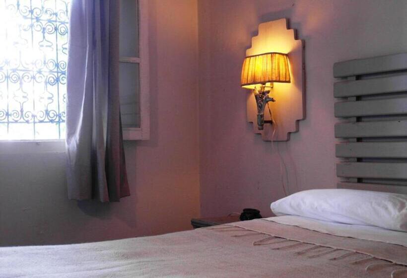 اتاق استاندارد, Patio De La Luna